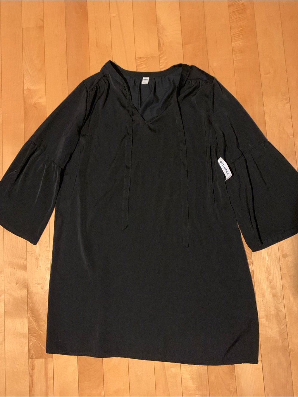 Old Navy Black Midi Tie-Neck V-Neck Dress